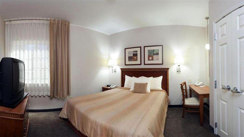 Candlewood Suites Polaris By Ihg Columbus Exterior foto